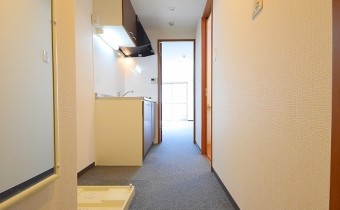 玄関※同マンション反転タイプの写真です