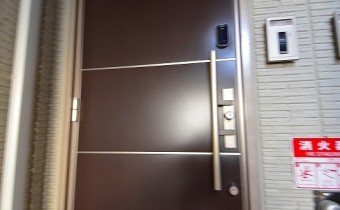 玄関ドア