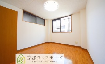 Room 7