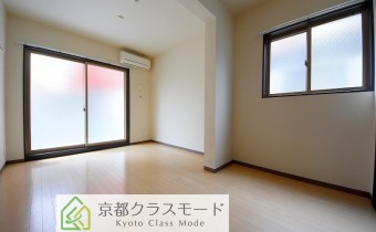 Room8.1