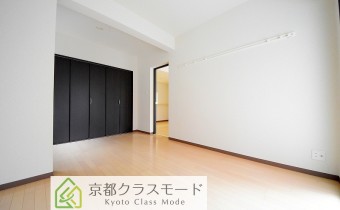 Room8.1
