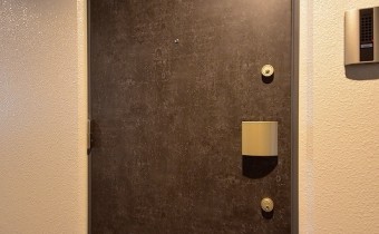 玄関ドア