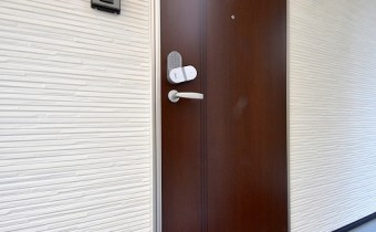 玄関ドア