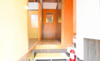 玄関+土間