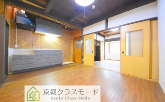 「現代京町家風」の魅力的な室内空間です♪