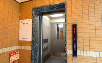 エレベーター