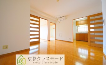 「駅まで徒歩4分」のとっても便利な立地です♪