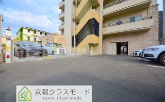 ガレージ