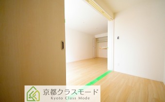 Room2.7