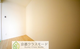 Room2.7