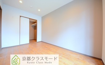 Room6