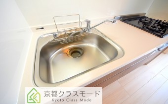 シンク＆調理スペース※同メーカー施工例です