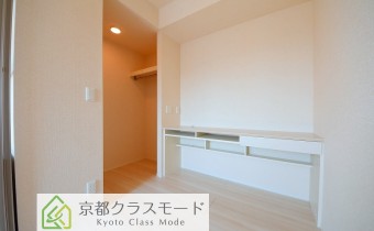 サービスルーム３帖
