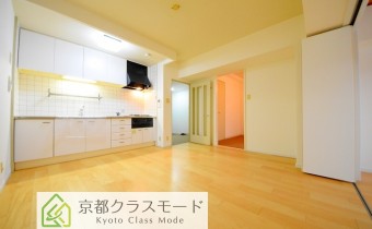 LDK 9.2※同マンション内別タイプのお部屋です。