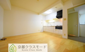 LDK 9.2※同マンション内別タイプのお部屋です。