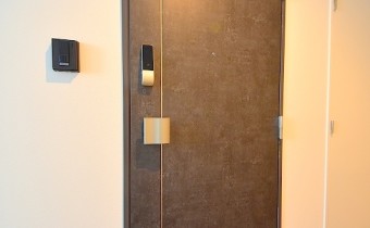 玄関ドア