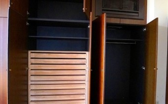 収納家具