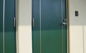 玄関ドア