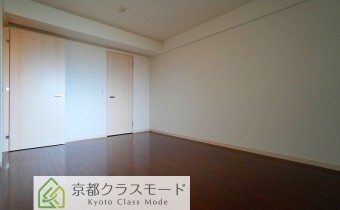 Room 7
