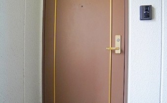 玄関ドア