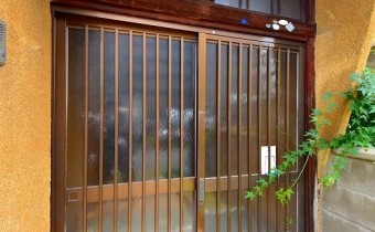 玄関ドア