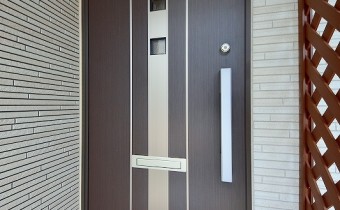 玄関ドア