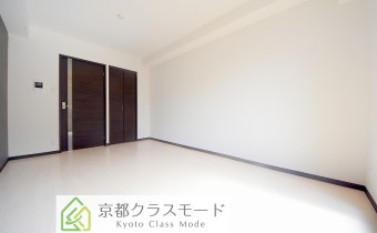Room8