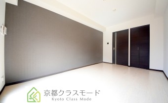 Room8