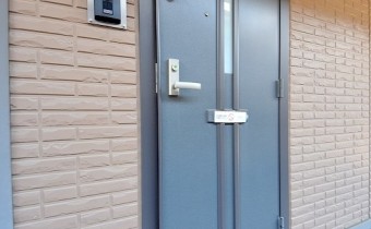 玄関ドア