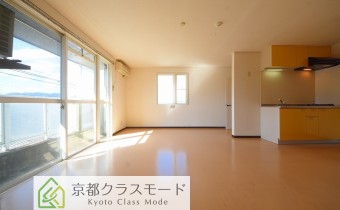 Room 12