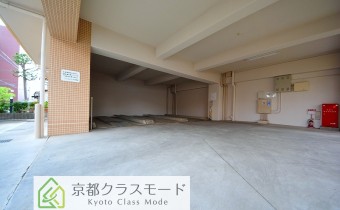 ガレージ