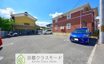 敷地内ガレージ