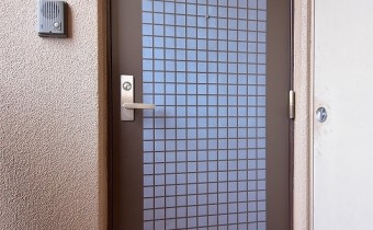 玄関ドア