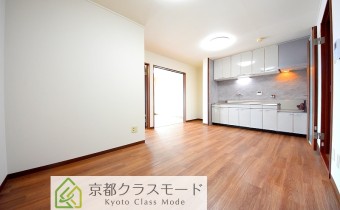 「室内は綺麗にリフォーム」されていますので綺麗です♪