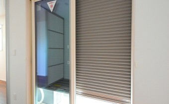 シャッター雨戸