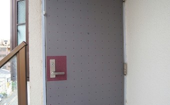 玄関ドア