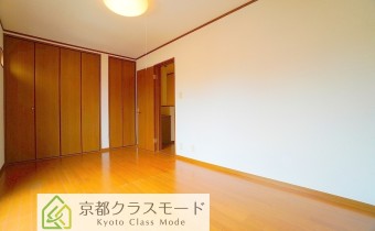 Room  7.5