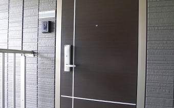 玄関ドア