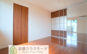 Room6