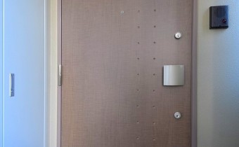 玄関ドア