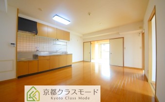 LDK12.4※同マンション別室の写真です