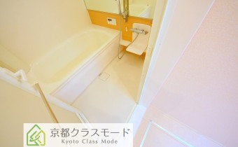 バスルーム　※室内写真は101号室です。参考にご覧ください。
