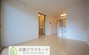 人気の「カウンターキッチンタイプ」の「築浅」1LDK♪