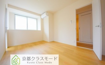 Room 7.7