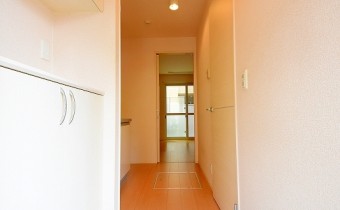 玄関※同ハイツ別タイプの写真です