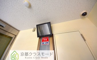 TVモニター＆防犯カメラ