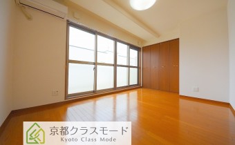 Room 7
