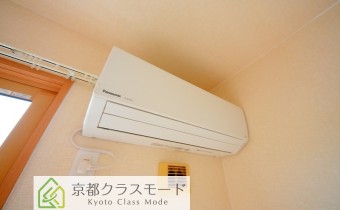 エアコン※反転タイプの写真です