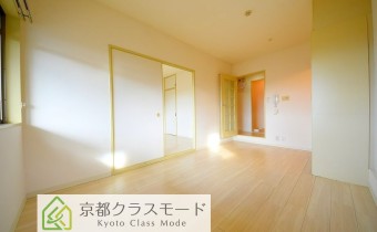 使い勝手の良い、横並びタイプのお部屋です♪