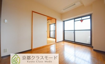 Room6